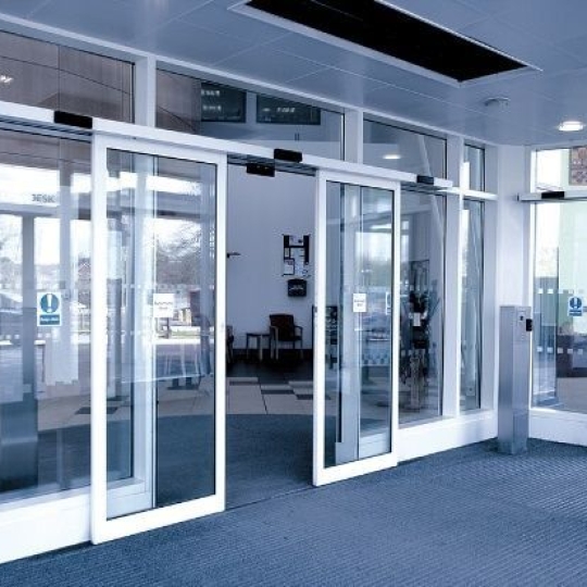 Cửa tự động trượt mở 2 cánh