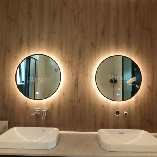gương led nhà tắm